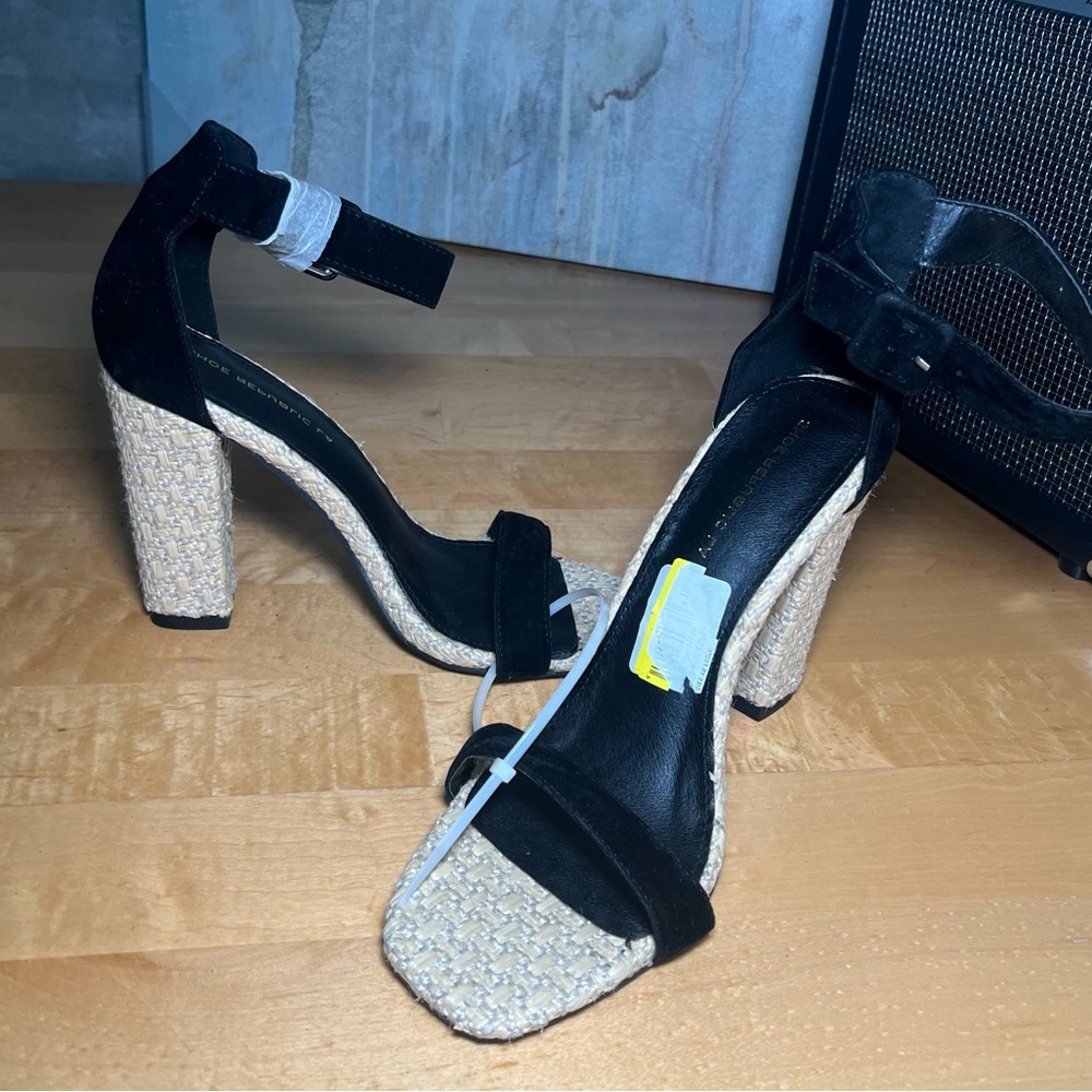 🌙 NWT ✨🎀 $5 EVERYTHING 🎀✨ MUST BUNDLE- (BUNDLE SHIPPING $5.95)